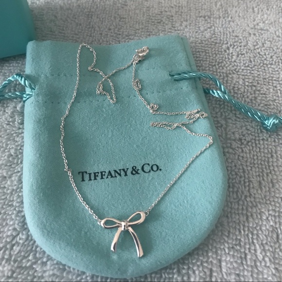 Tiffany and Co Mini Bow Necklace - Picture 4 of 8